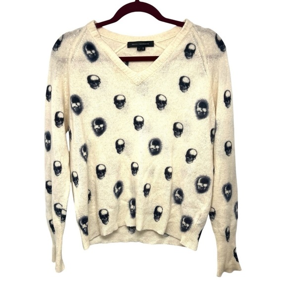 Skull Cashmere Riley Skull Graphic V Neck Long Sleeve Cozy Sweater Women’s Small - Picture 8 of 14